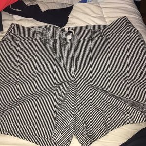 Blue/white seersucker shorts.